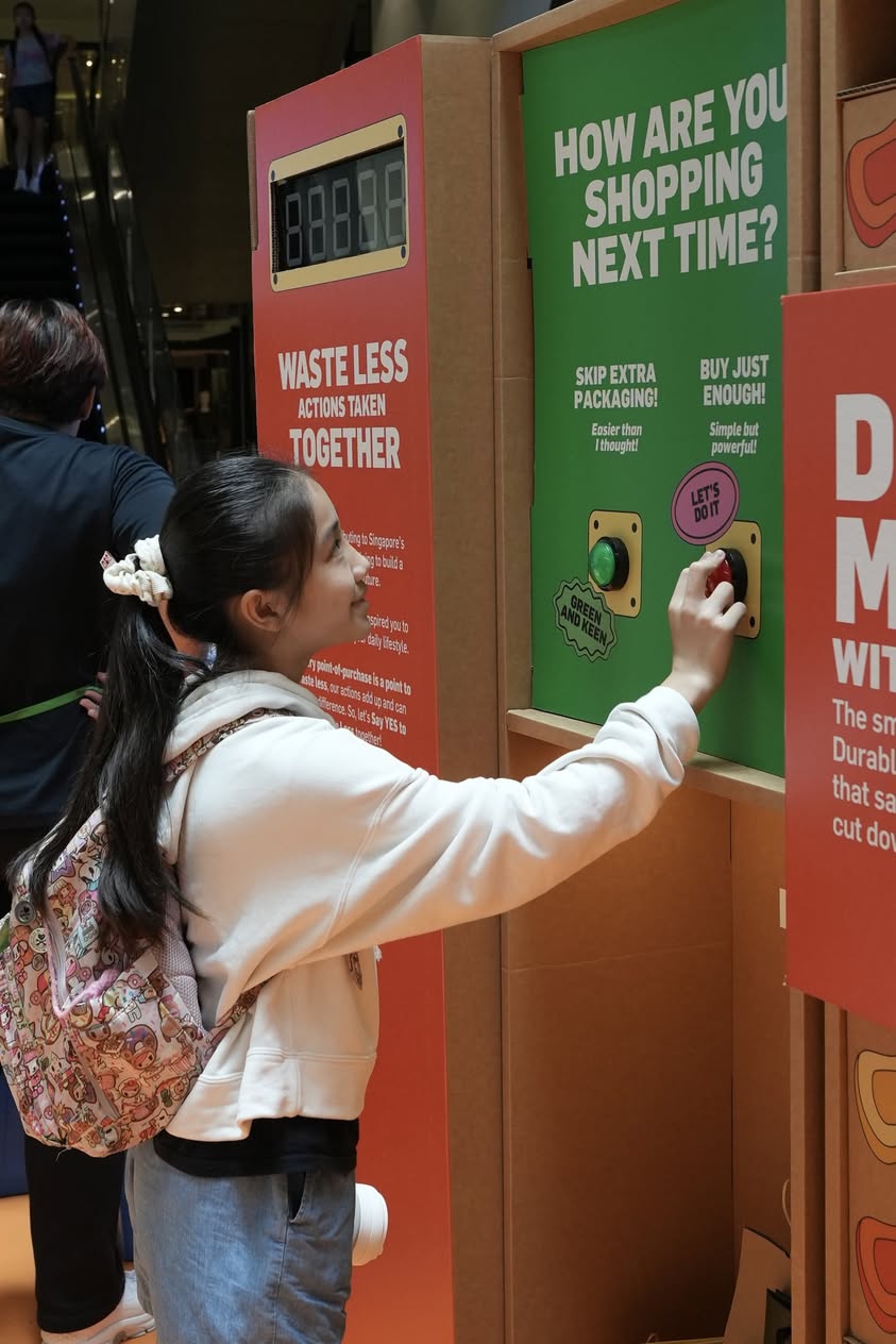 Educational display on waste reduction