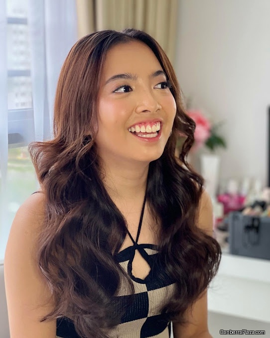 Monina Monisha Makeup Artist