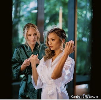 Monina Monisha Makeup Artist