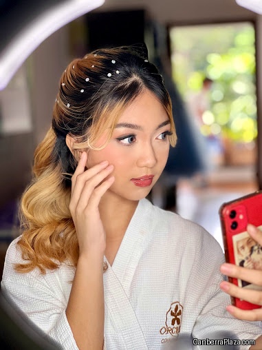 Monina Monisha Makeup Artist