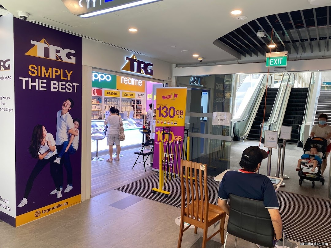 SIMBA.sg - Canberra MRT - Shop front